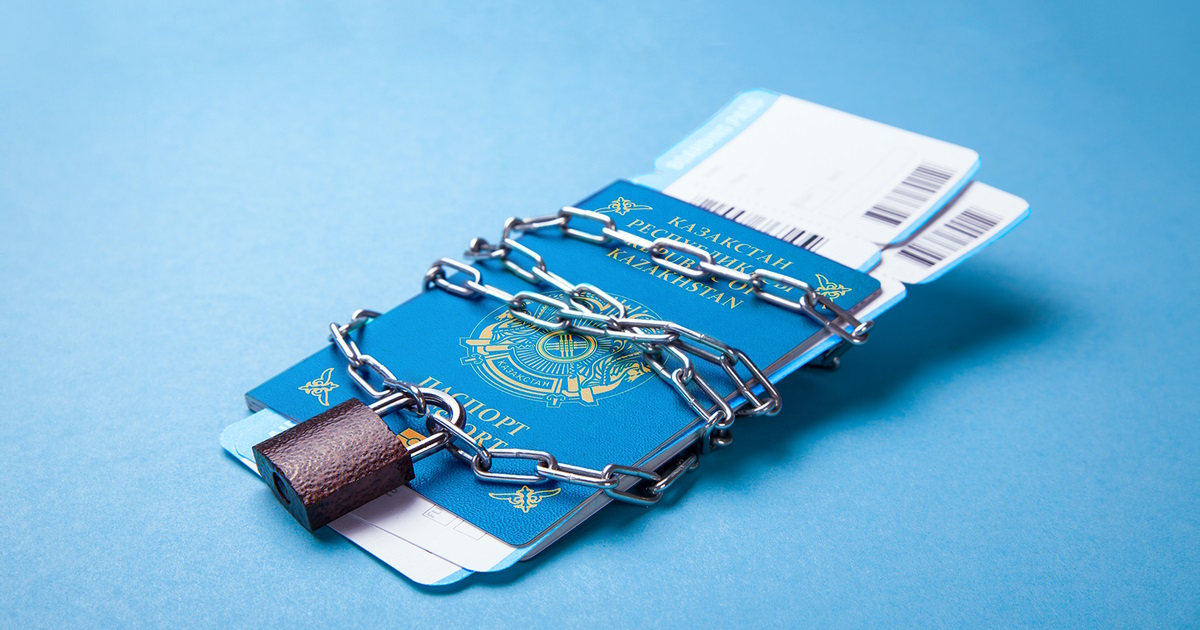 GIF пенисін кесіп тастайды